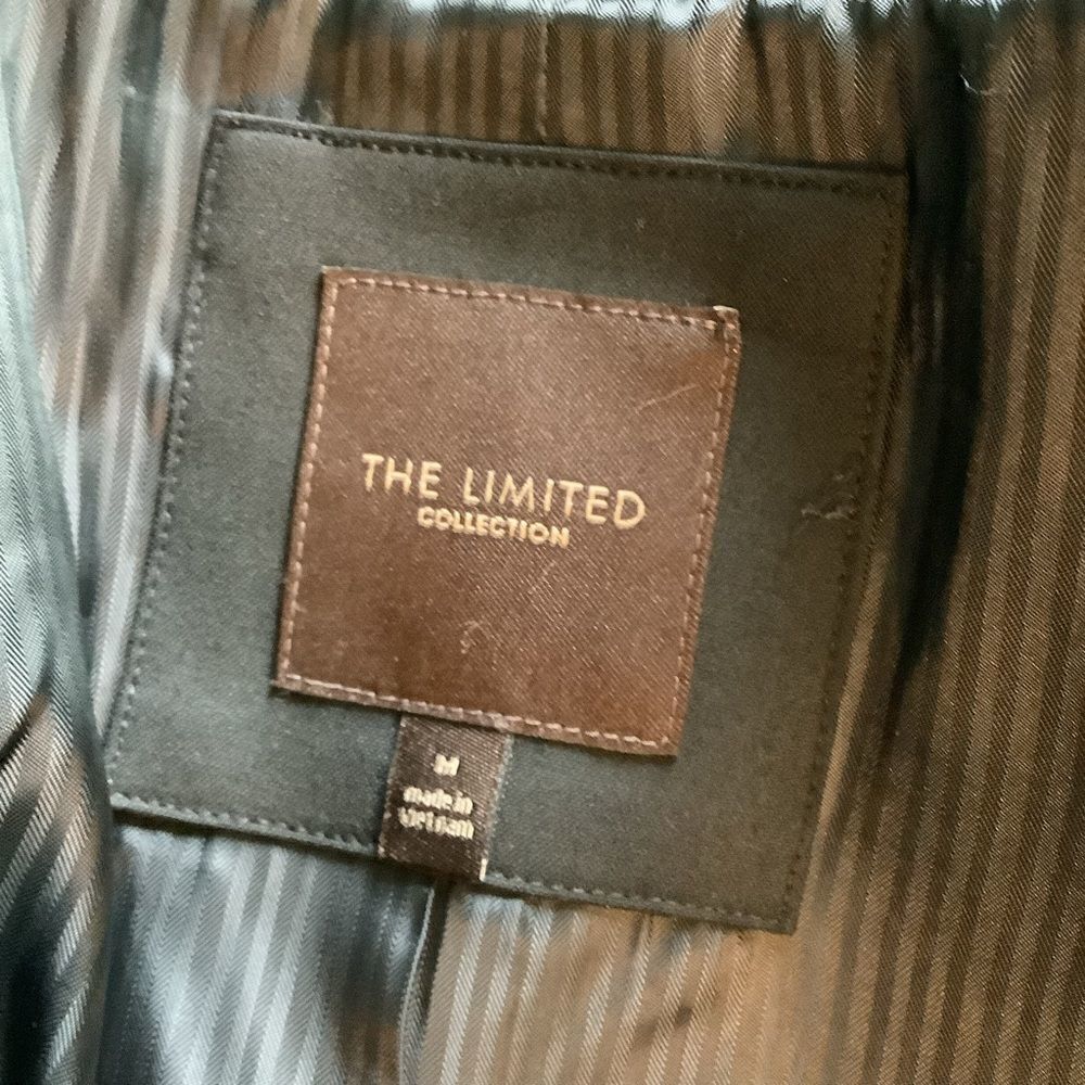 ‎The Limited Collection Black Blazer - Picture 4 of 4